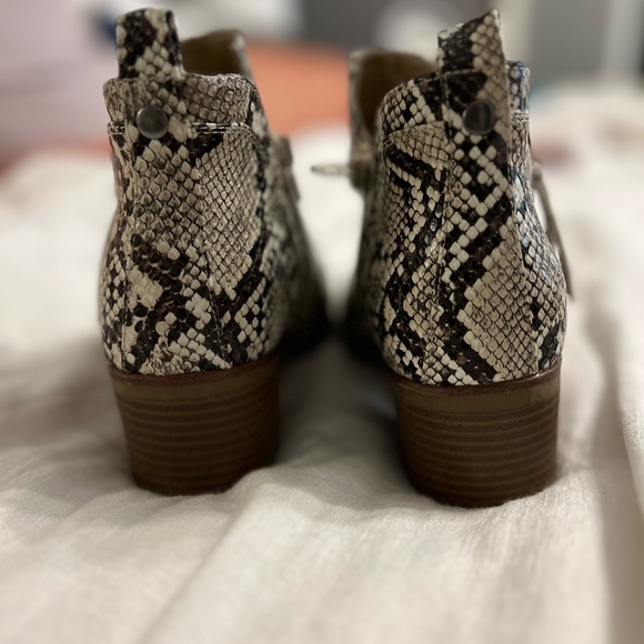 Mia snakeskin bootie - Picture 2 of 5